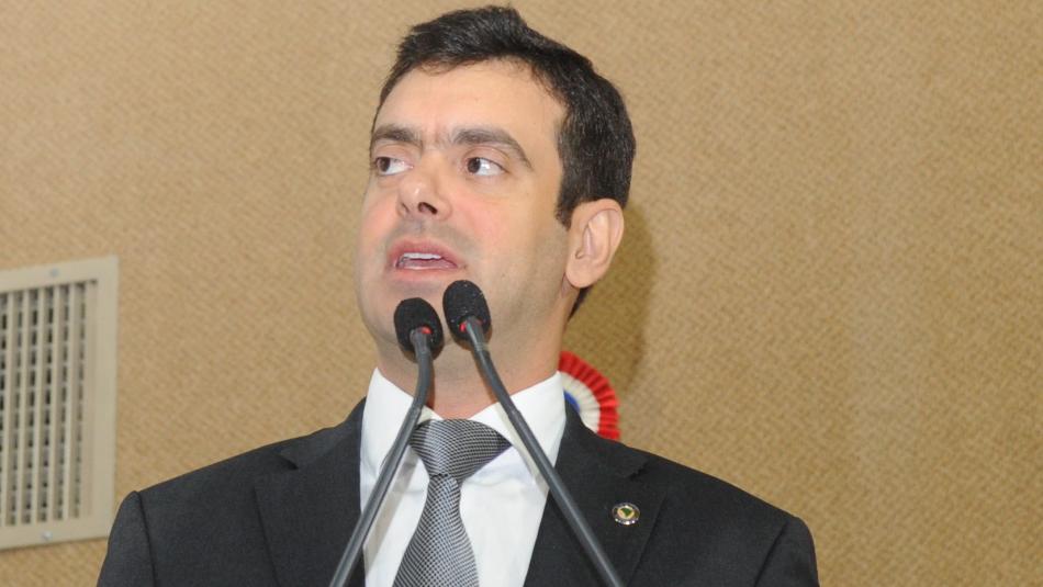 Tiago Correia solicita instalação de torre de celular no distrito de Campo Alegre