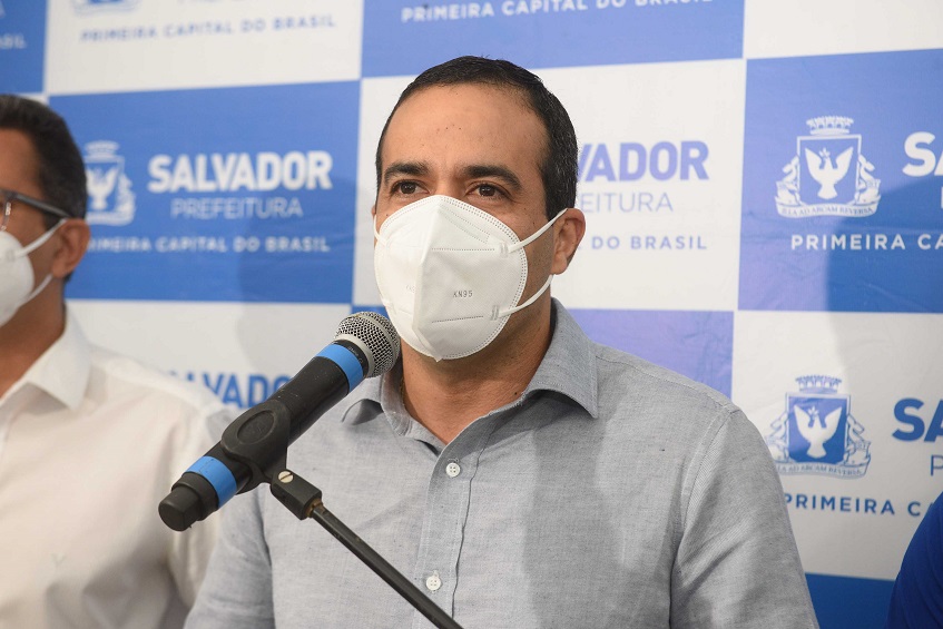 Bruno Reis  faz apelo para que idosos tomem 3ª dose da vacina contra a Covid-19