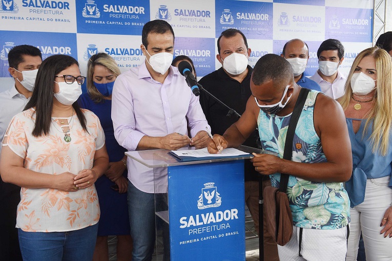 Nova Rótula da Feirinha ordena comércio ambulante em Cajazeiras