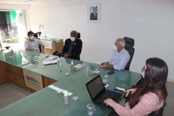 Secretarias da Educação do Estado e de Salvador dialogam sobre uso de tecnologias educacionais
