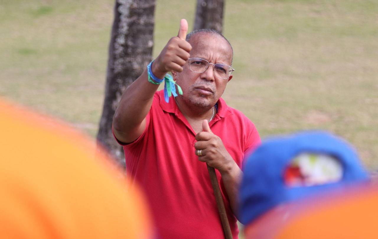 Suíca propõe que prefeitura de Salvador crie postos de vacinação para crianças e adolescentes nas escolas