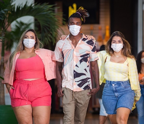 Tendências da moda Primavera-Verão chegam às vitrines