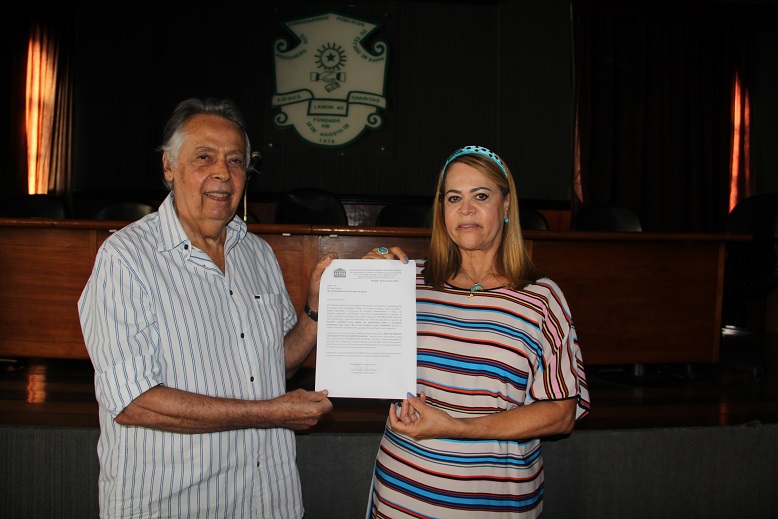Entidades de servidores assinam documento solicitando reunião a governador sobre recomposição salarial