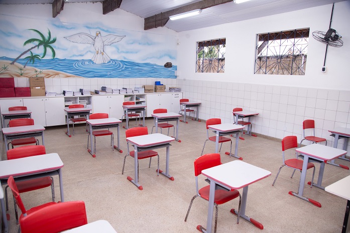 Educação municipal de Lauro de Freitas inicia aulas semipresenciais nesta quarta (3)