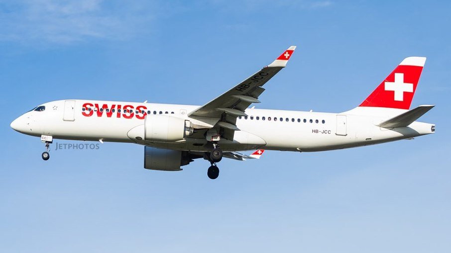 Cheiro de chulé força pouso não programado de avião com 101 passageiros