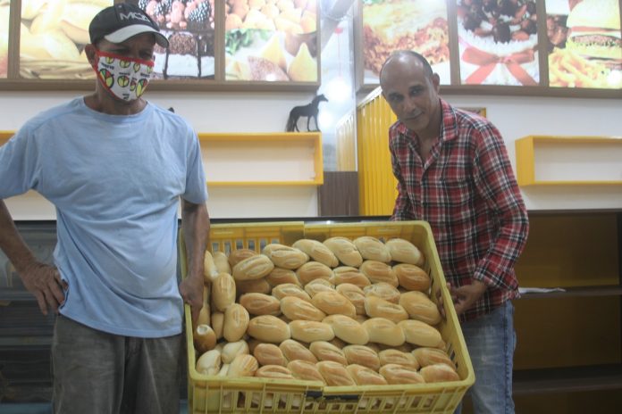 Padaria comunitária fomenta empreendedorismo negro em Lauro de Freitas