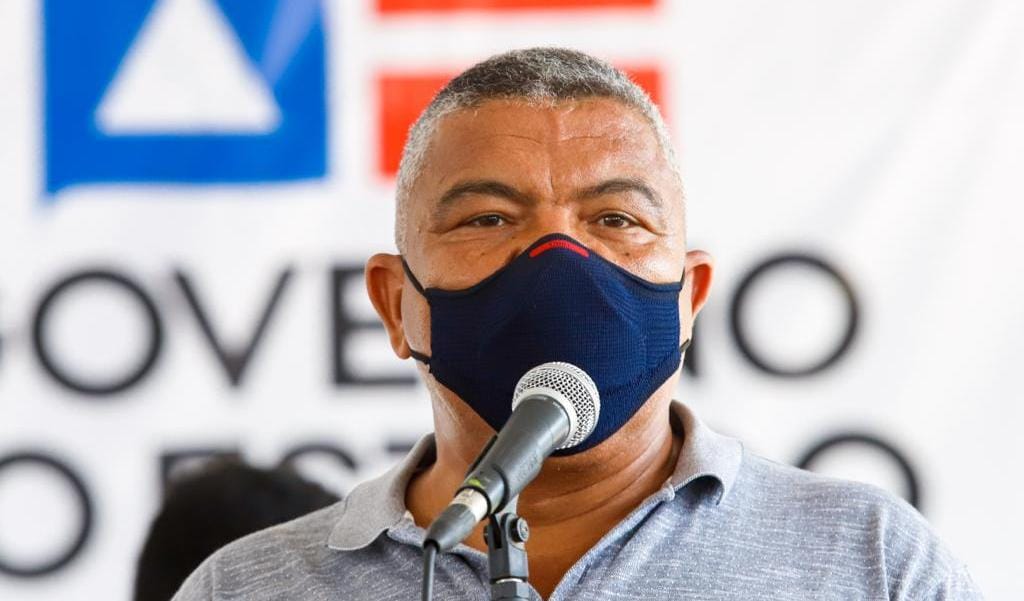 Valmir apresenta projeto para enquadrar injúria racial como crime hediondo