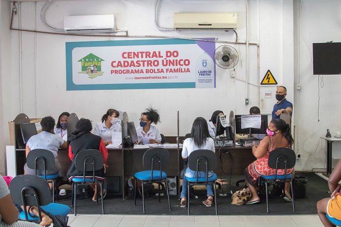 Sorteados do Residencial Morada Tropical, em Lauro de Freitas, começam a entregar documentação. Prazo termina na terça-feira (16)