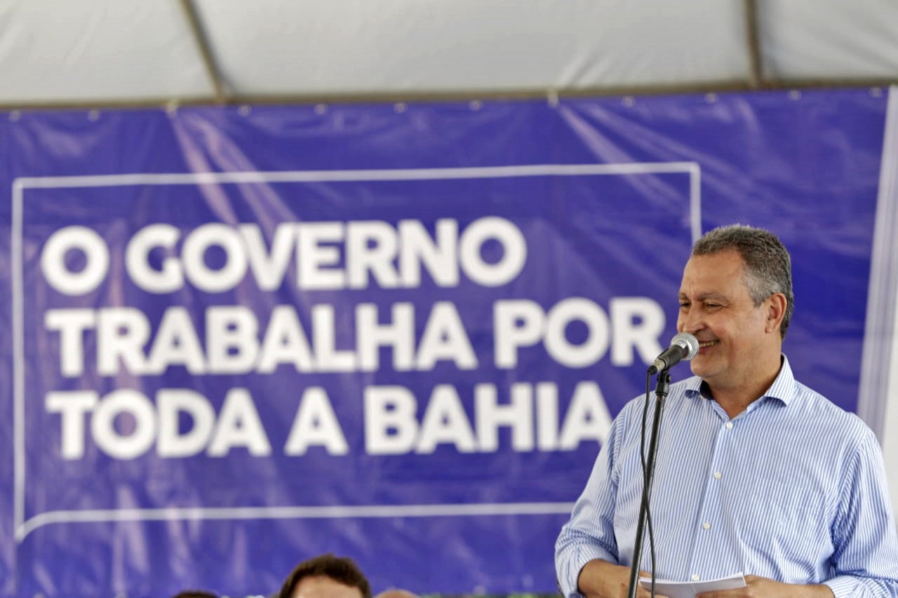 Rui anuncia investimentos em infraestrutura urbana, educação e saúde em Guajeru