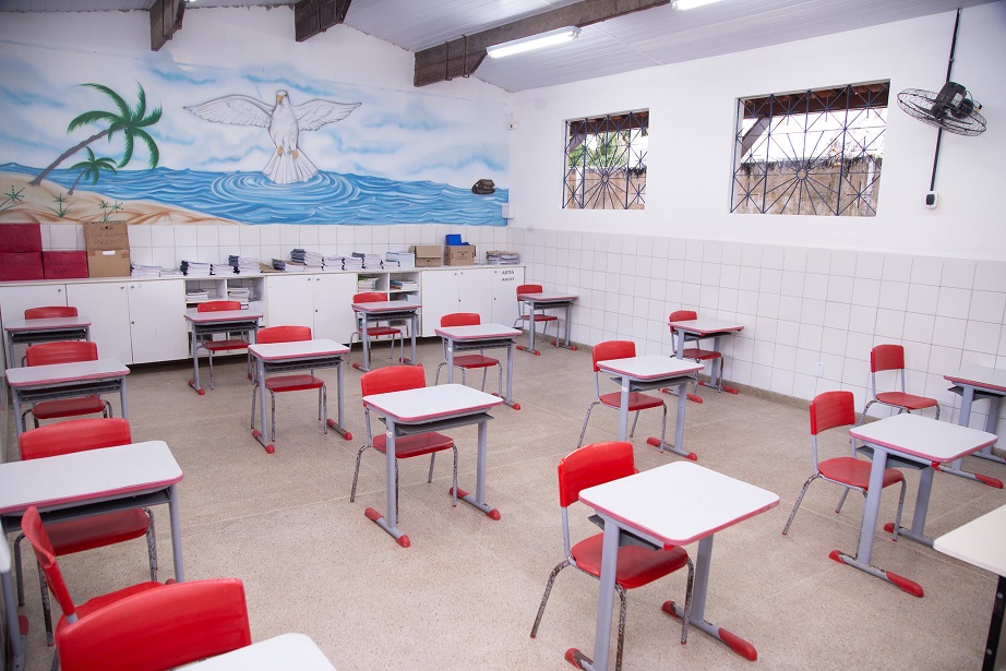 Matrículas de estudantes da rede municipal de Lauro de Freitas são renovadas automaticamente para 2022