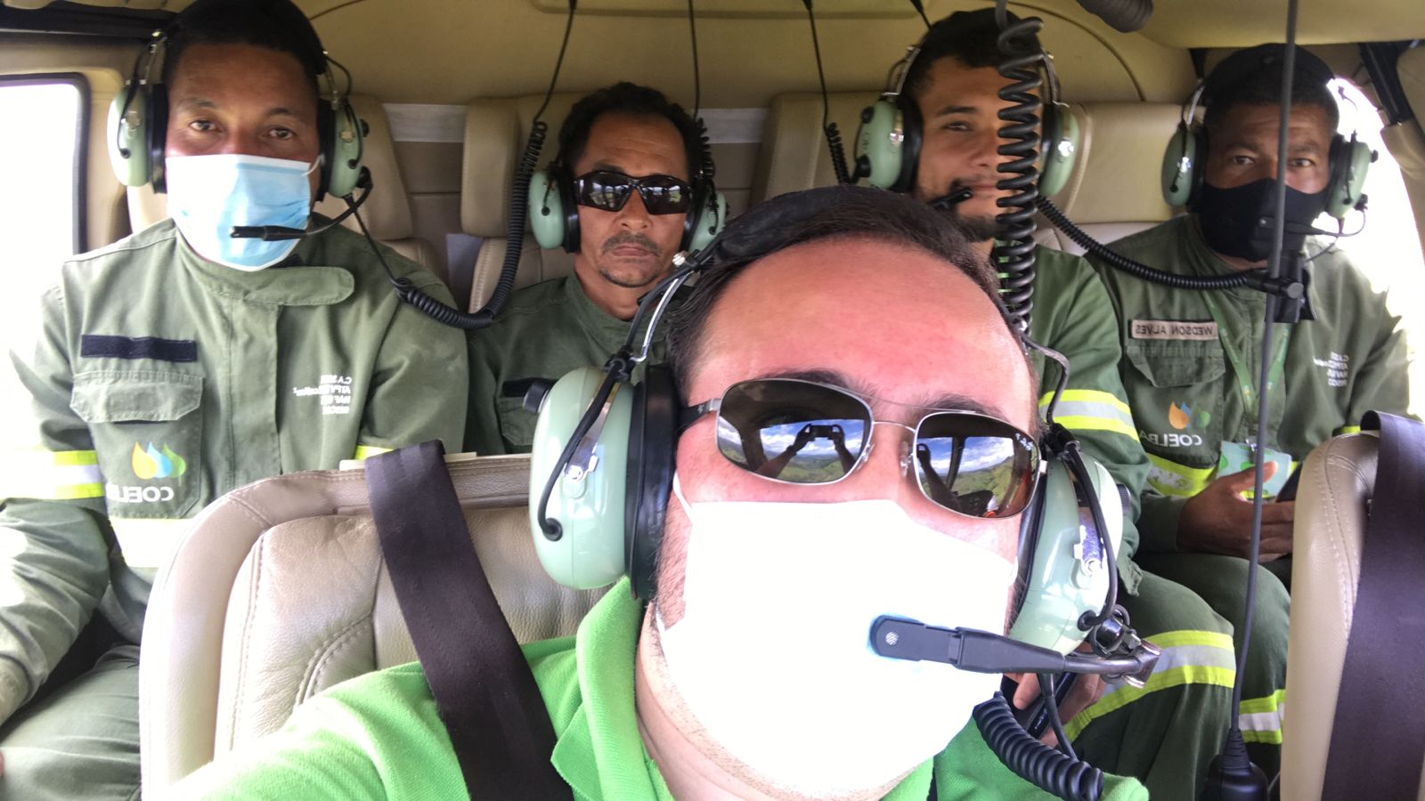 Neoenergia Coelba utiliza helicóptero para resgate de equipes e levar mantimentos para região sul da Bahia
