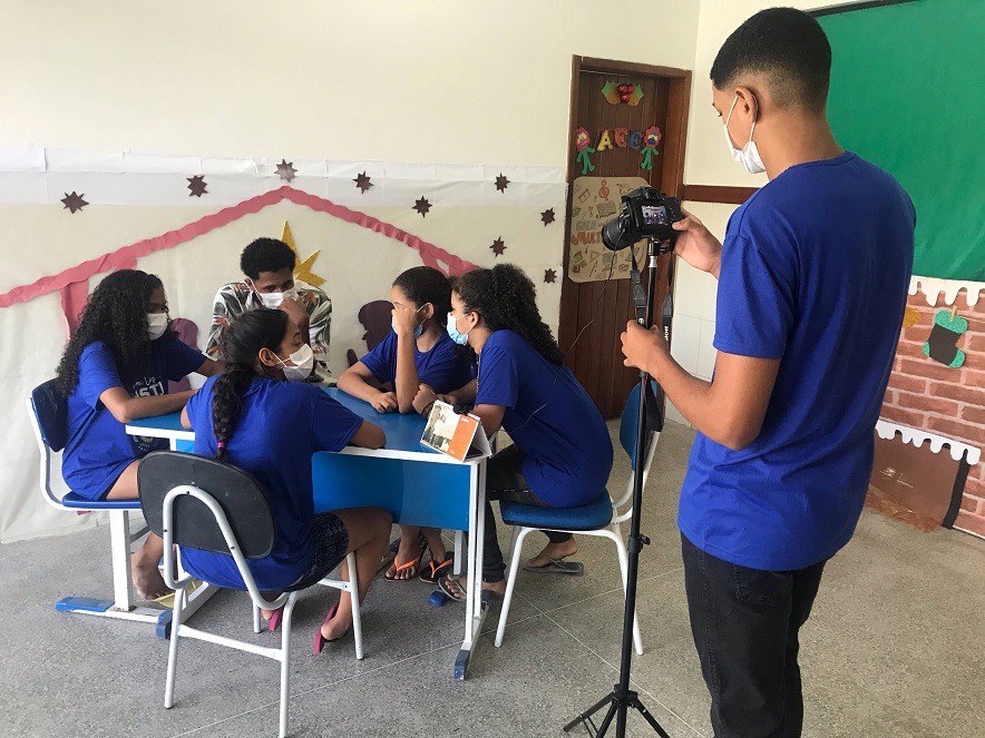 Alunos de Salvador participam de projeto para intercâmbio em Portugal