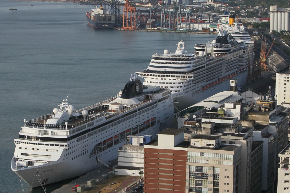Após solicitação da Secretaria da Saúde da Bahia, Anvisa suspende navios de cruzeiro no litoral baiano