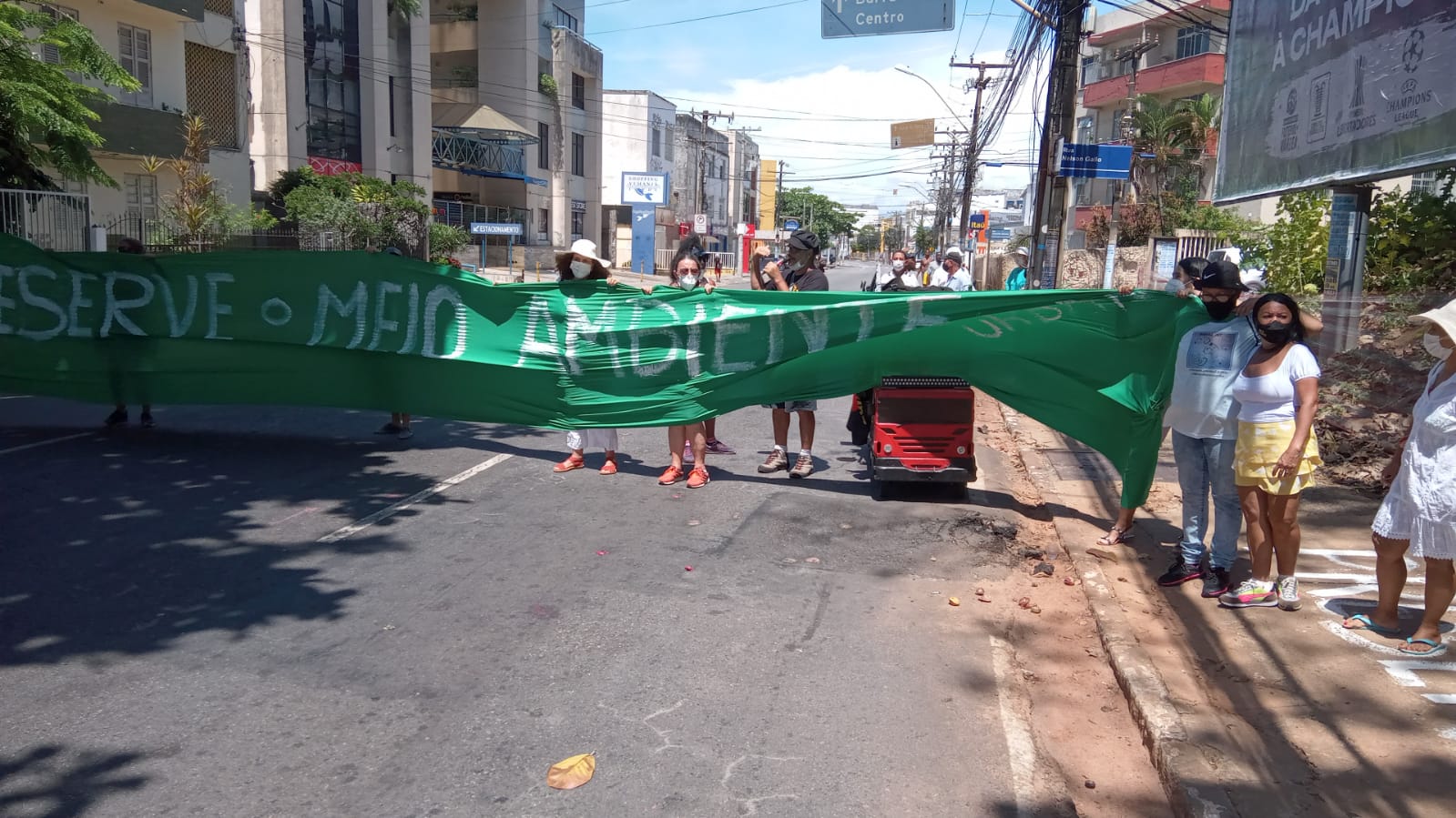 PREFEITURA DE SALVADOR: PARE DE DESTRUIR NOSSA BIODIVERSIDADE!