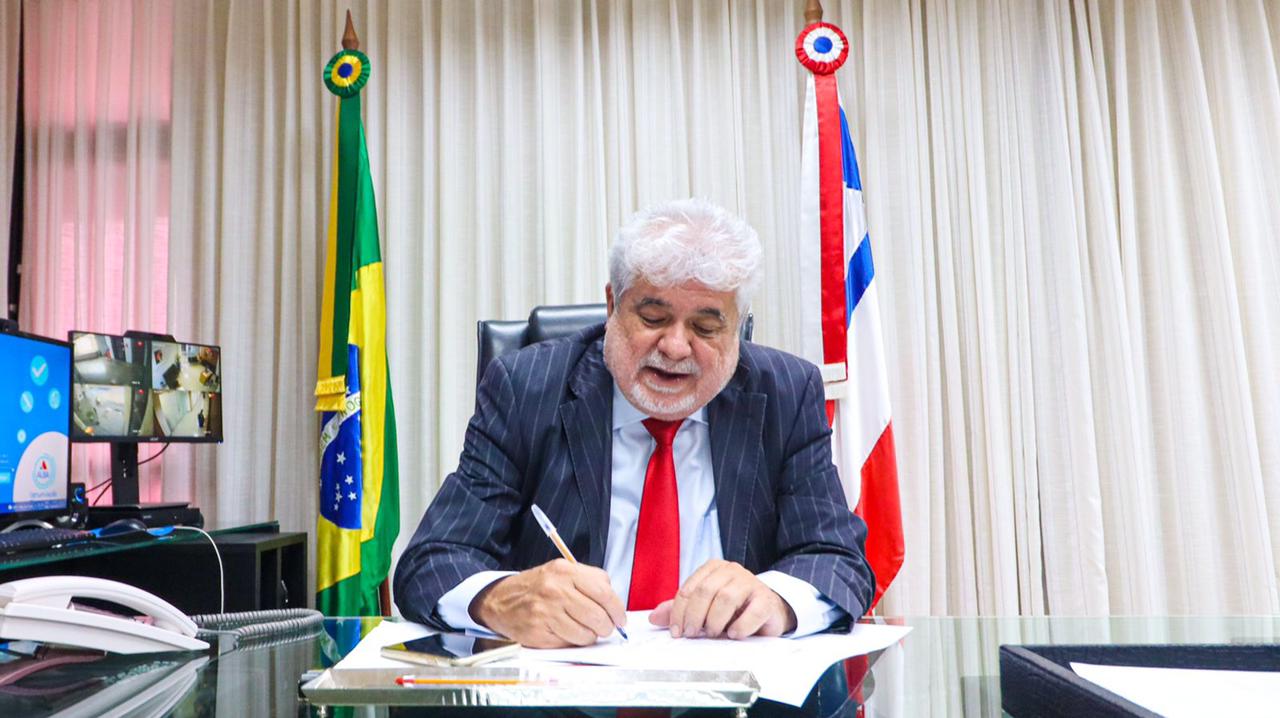 Deputado Paulo Rangel assume interinamente presidência da ALBA e comanda sessão extraordinária amanhã