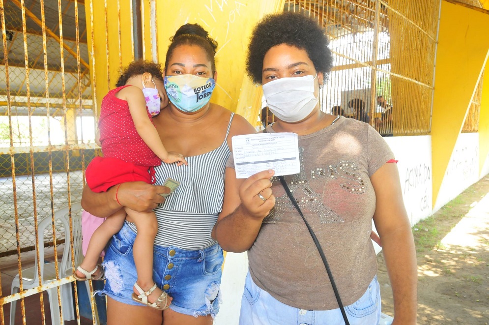 Mais de 83% da população de Lauro de Freitas a partir de 12 anos já recebeu a 2ª dose da vacina contra Covid-19
