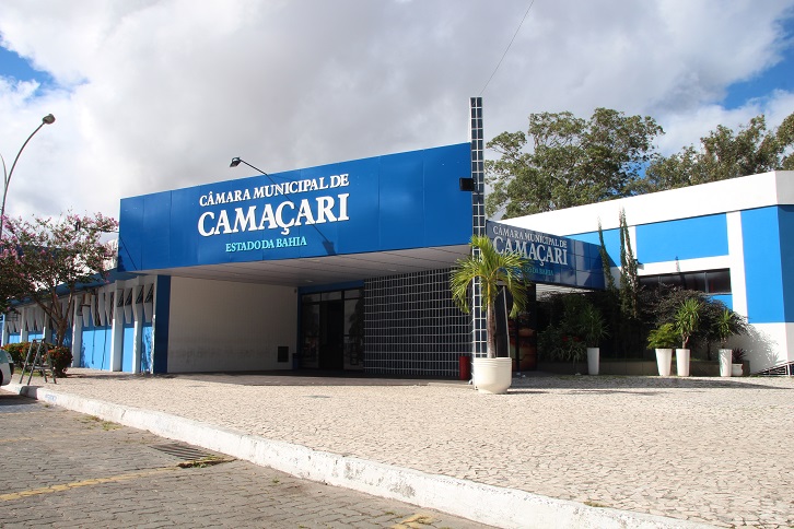 Câmara de Camaçari decreta ponto facultativo no período do Carnaval