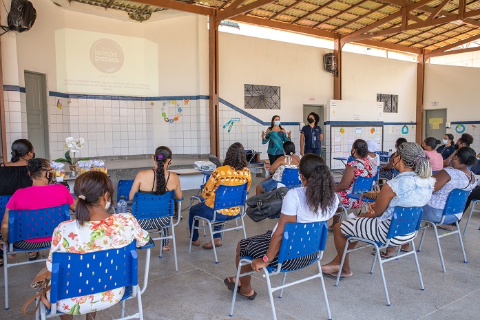 Boas práticas de alimentação escolar são foco na capacitação de merendeiras em Lauro de Freitas