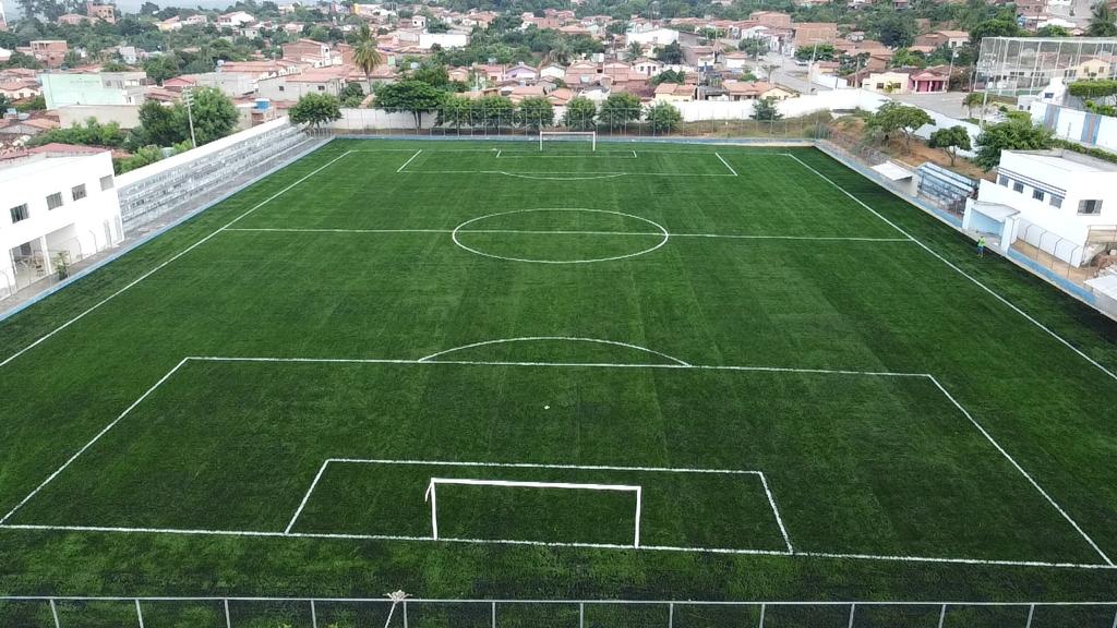 Governador Rui Costa assina convênio para a construção de equipamentos esportivos em 16 municípios da Bahia