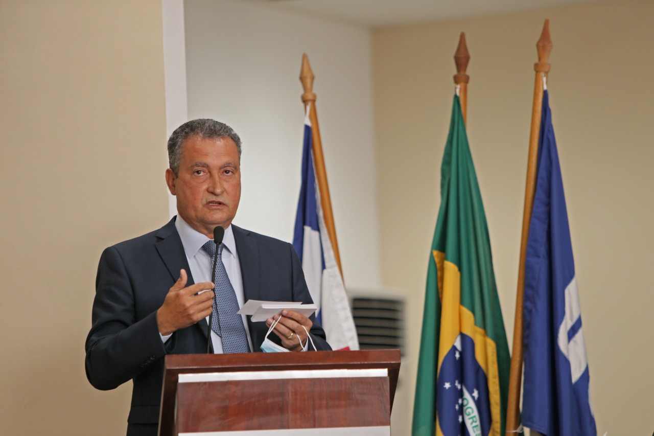 Em Salvador, Rui participa da posse da procuradora-geral de justiça da Bahia