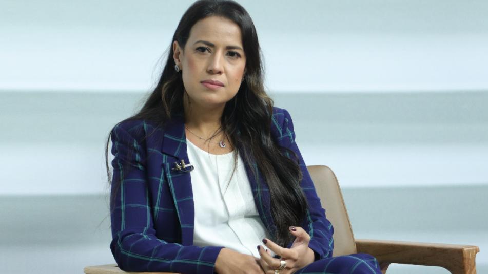 Talita apresenta moção criticando filme de apresentador de televisão