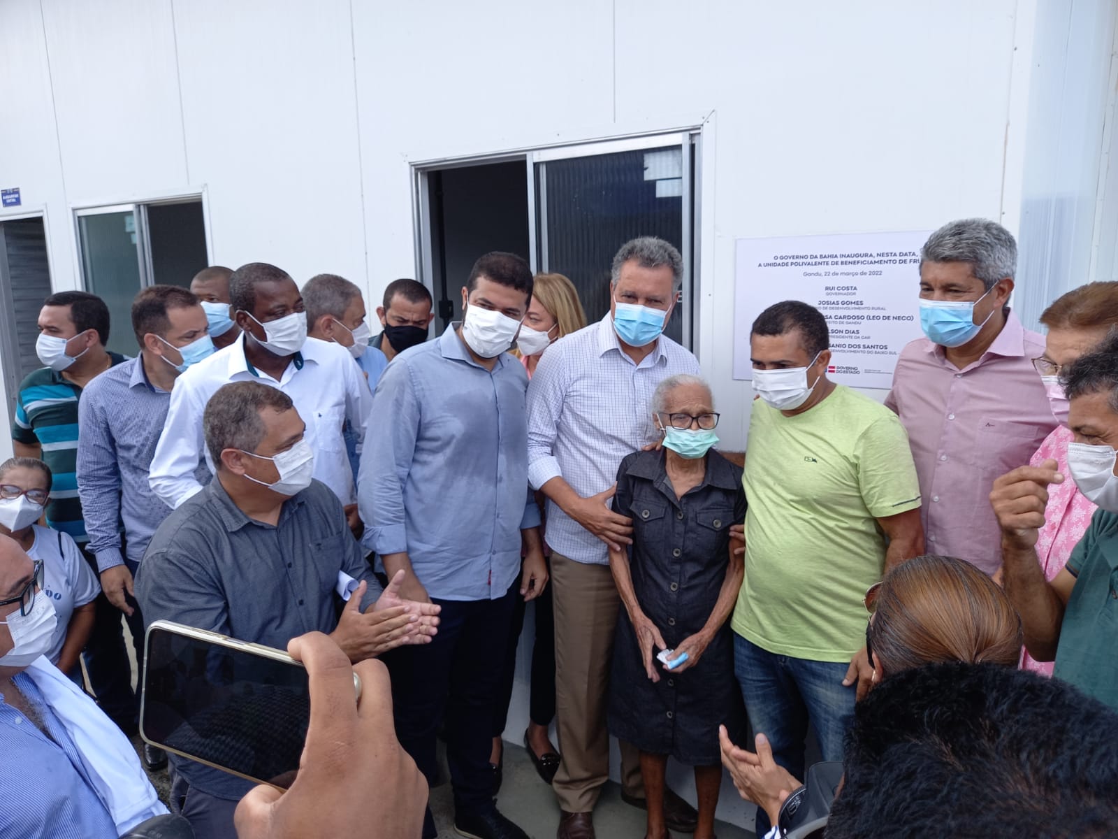 Governo do Estado inaugura unidade de beneficiamento de frutas e anuncia construção de laticínio no Baixo Sul