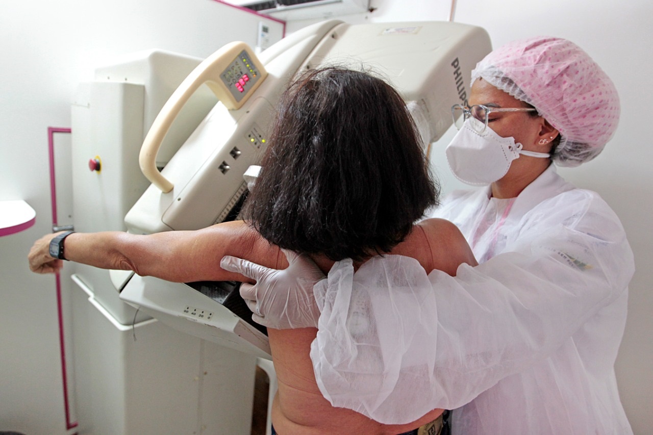 Seabra recebe atendimentos de saúde e serviços do SAC na Feira Cidadã