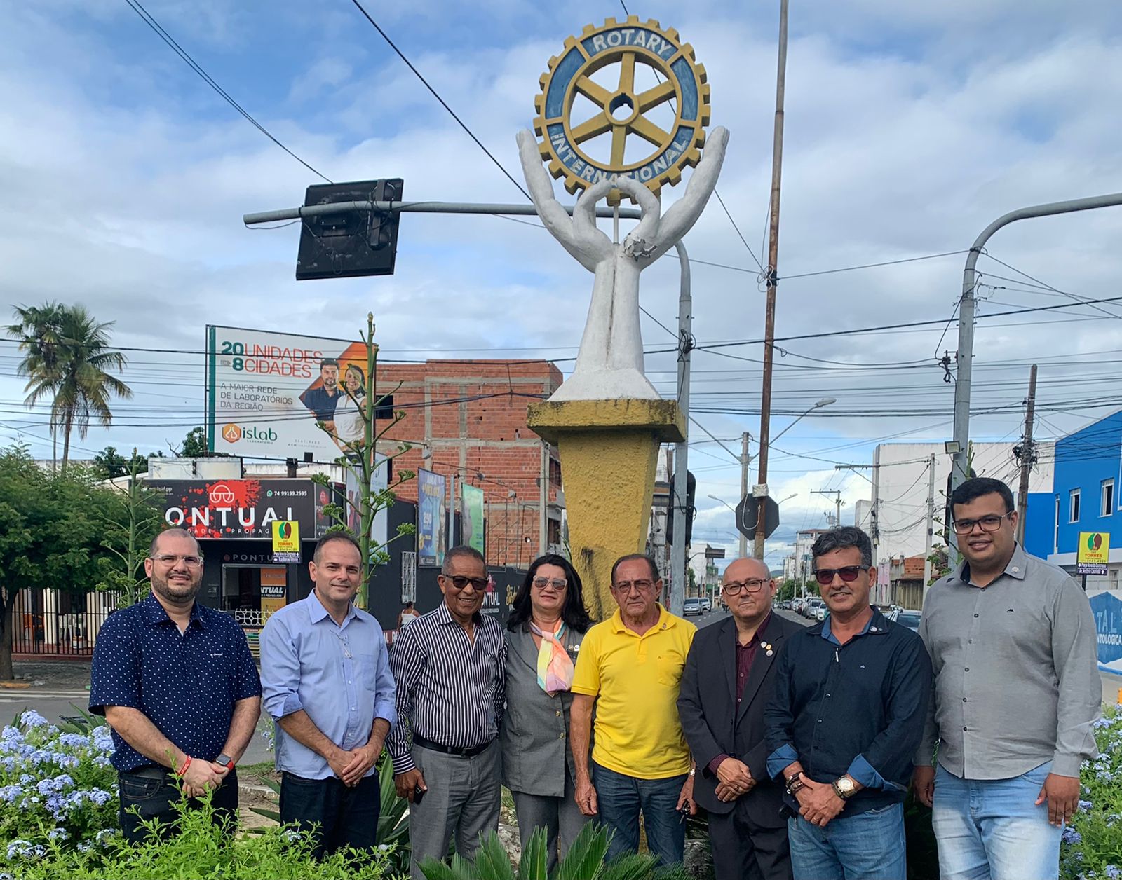 Governador Distrital do Rotary cumpre agenda em Senhor do Bonfim