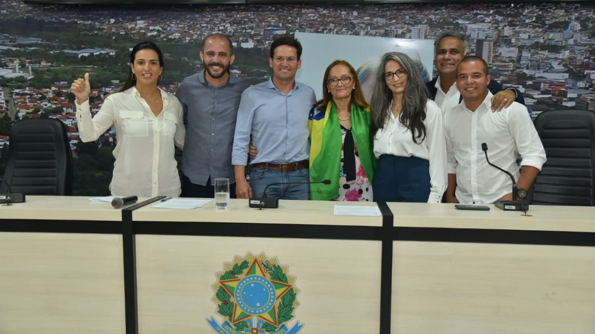 Lula tem dois candidatos na Bahia, o oficial e o oficioso, diz Roma