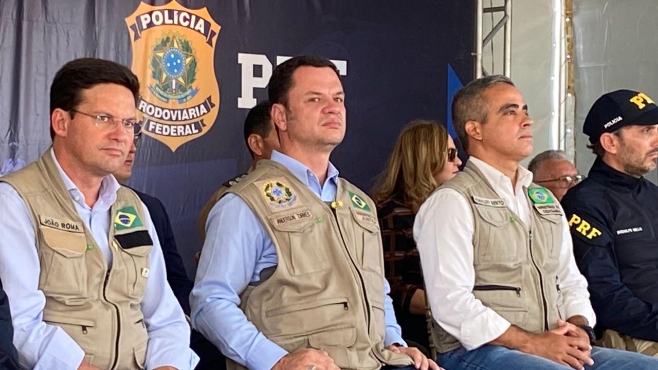Roma acompanha ministro em inauguração de nova PRF de Paulo Afonso