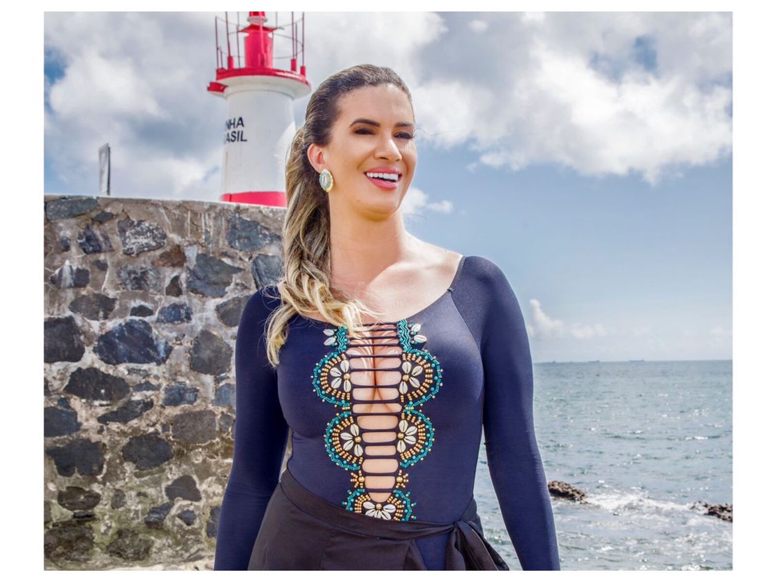 Brasileira participante do BBB de Portugal viraliza na internet usando look exclusivo de marca baiana