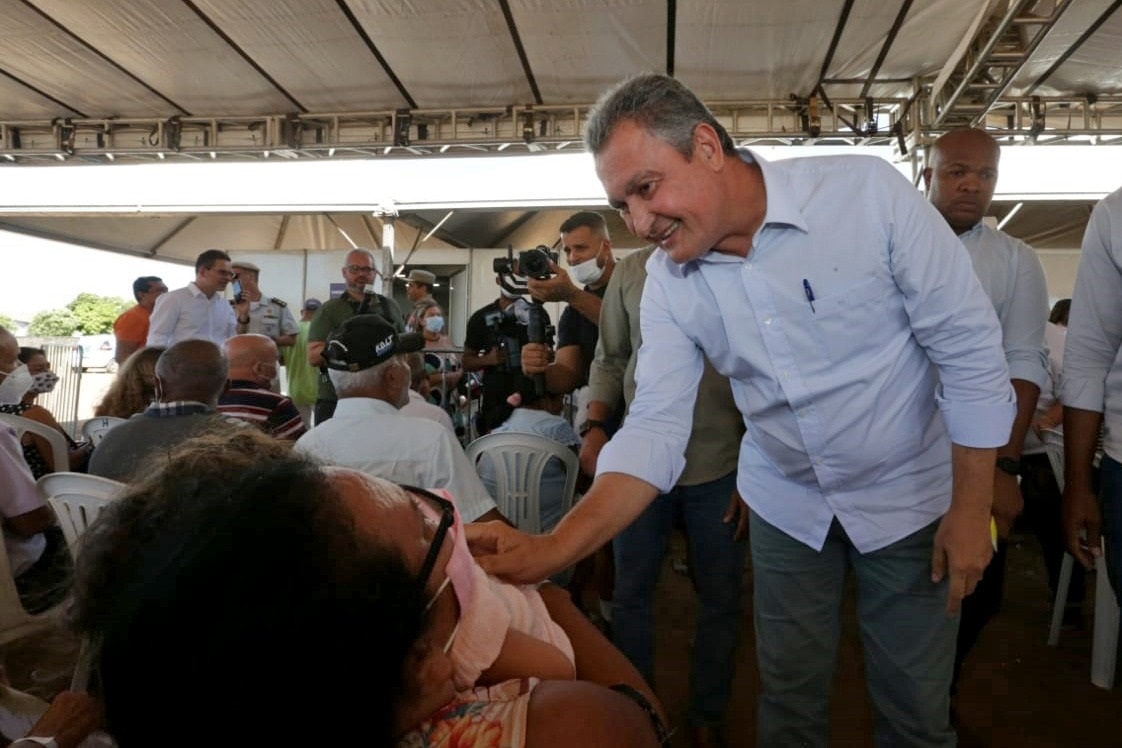 Em Salvador, Rui Costa entrega 65 ônibus escolares nesta segunda-feira (21)