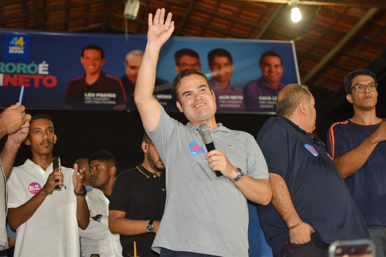Cacá Leão faz compromisso para ajudar na entrega do frigorífico de Itororó, caso chegue ao Senado