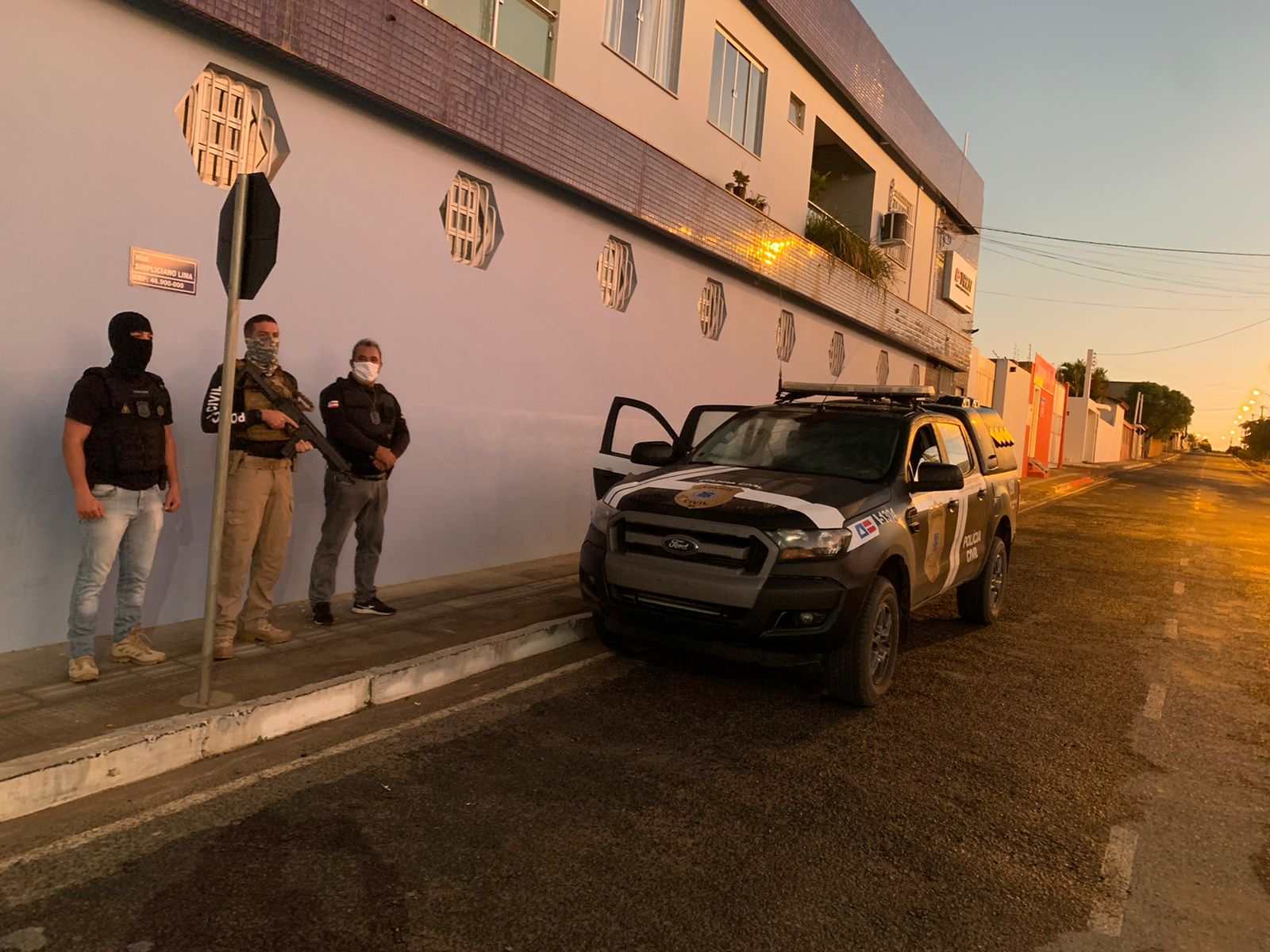 Operação em Seabra prende suspeito de tráfico e apreende drogas e dinheiro