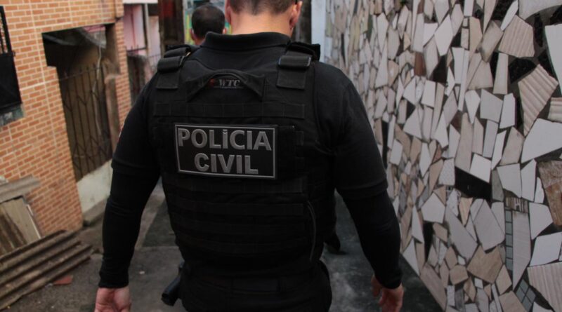 Polícia Civil prende mentor de roubo a loja de celulares em Stella Maris