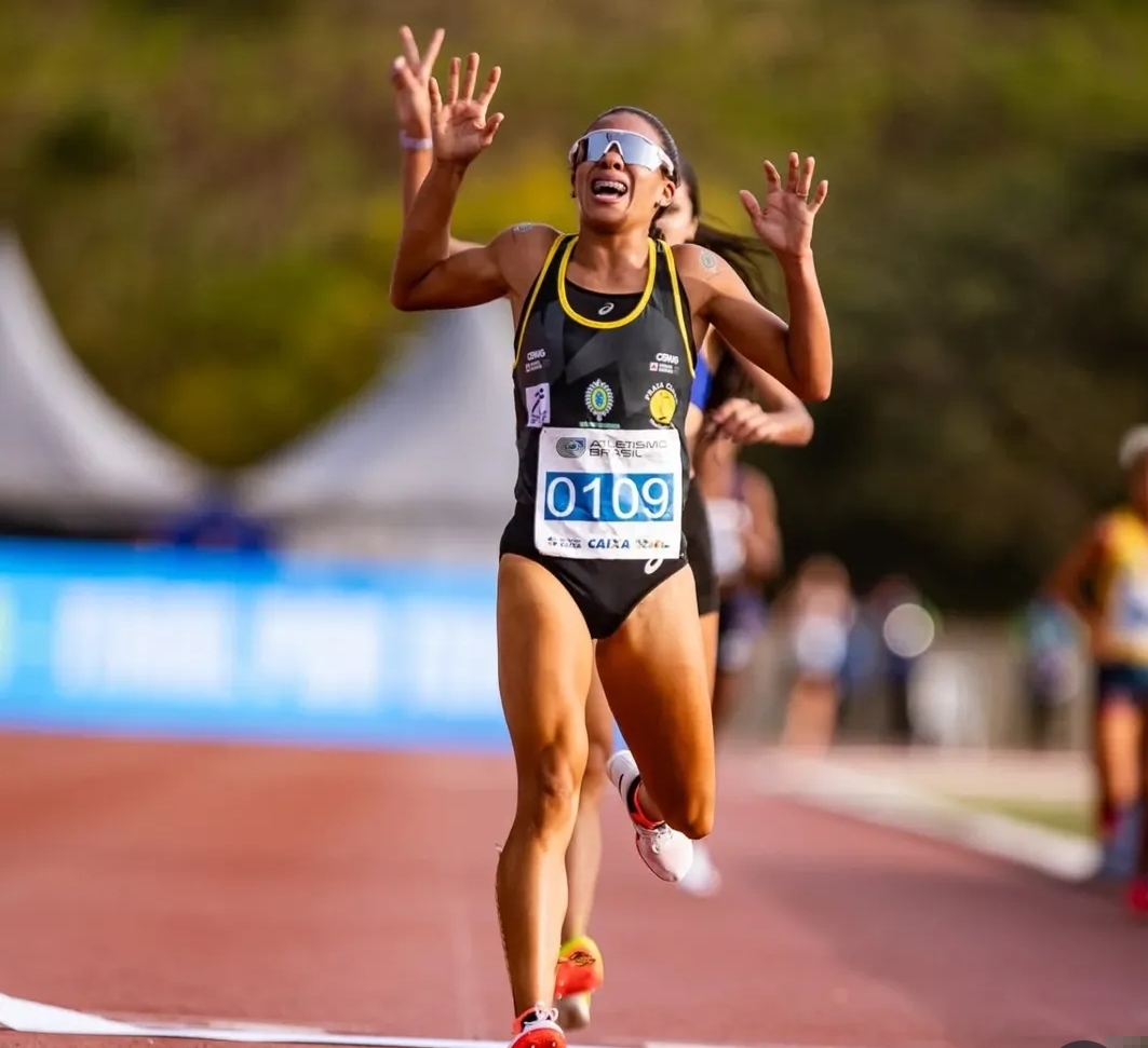 Da Caatinga ao pódio: Núbia Oliveira faz história na São Silvestre e projeta o atletismo baiano