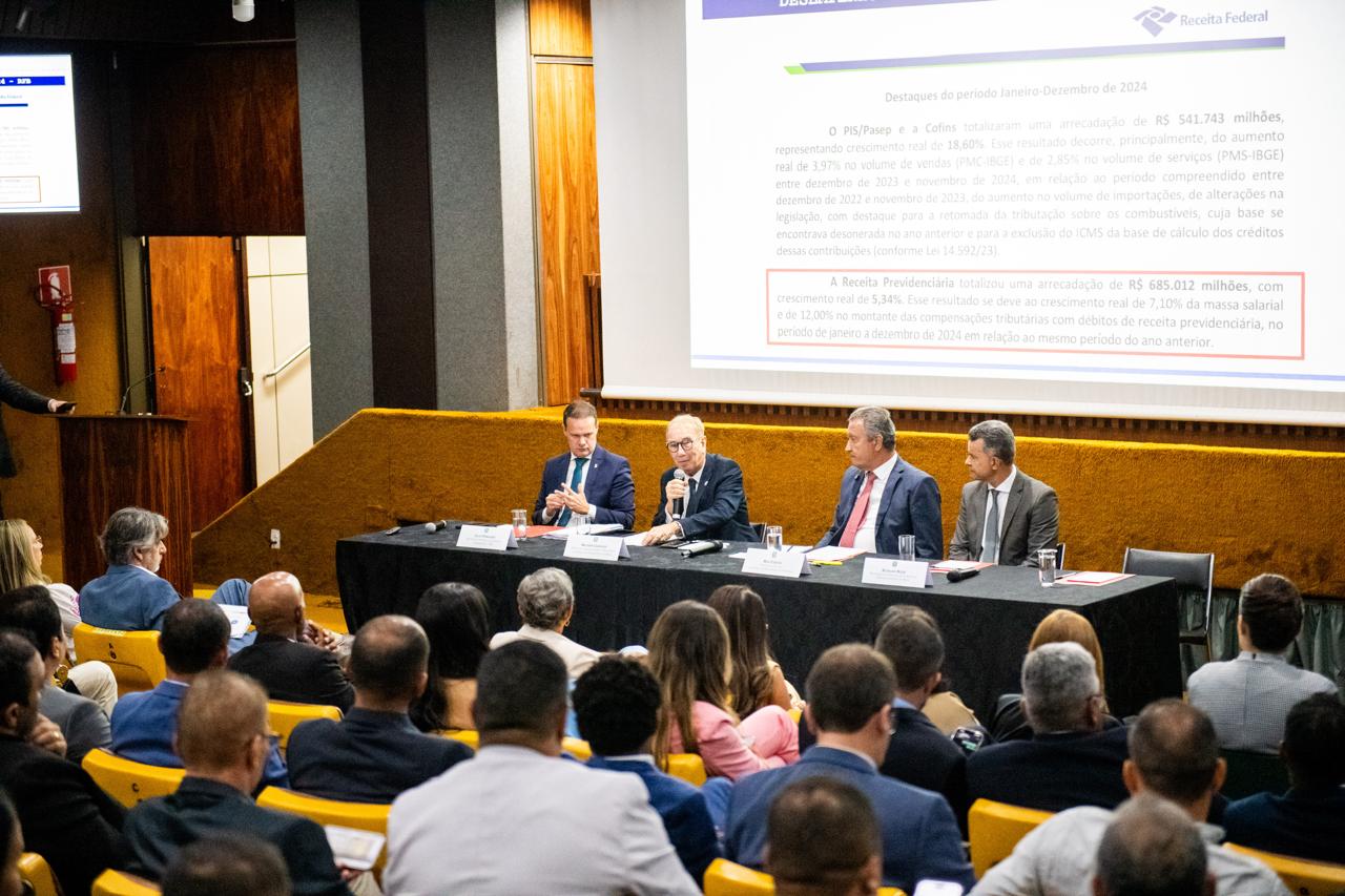 Prefeitos baianos se reúnem com ministro Rui Costa, em Brasília