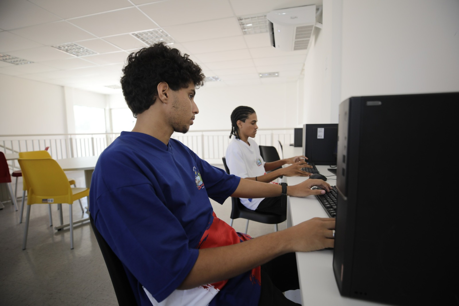 SEC estabelece diretrizes para uso da Inteligência Artificial em sala de aula