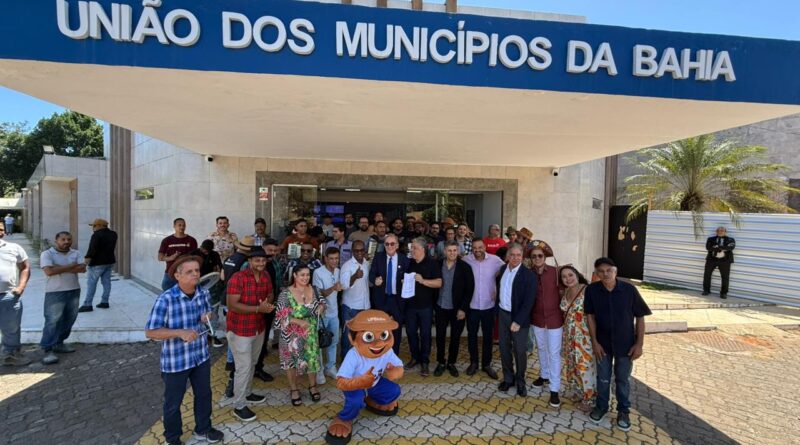 UPB recebe forrozeiros e debate valorização de artistas locais nas festas juninas