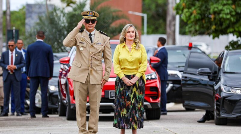 Assembleia Legislativa vive manhã inédita com a primeira presidente passando em revista a tropa da PM