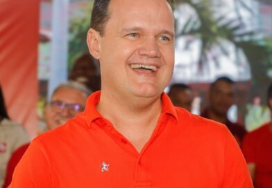 Após deixar Brasília, Júlio lança pré-candidatura a deputado estadual: “Missão de apoiar os municípios da Bahia”