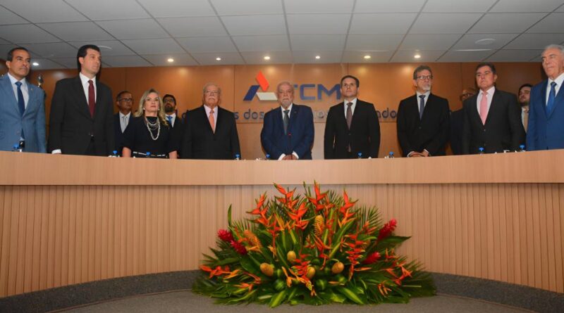 Ivana Bastos participa de sessão no TCM que homenageia Hugo Motta e César Borges