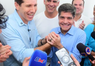 Em Jequié, ACM Neto oficializa convite a Zé Cocá para vice na disputa pelo Governo da Bahia