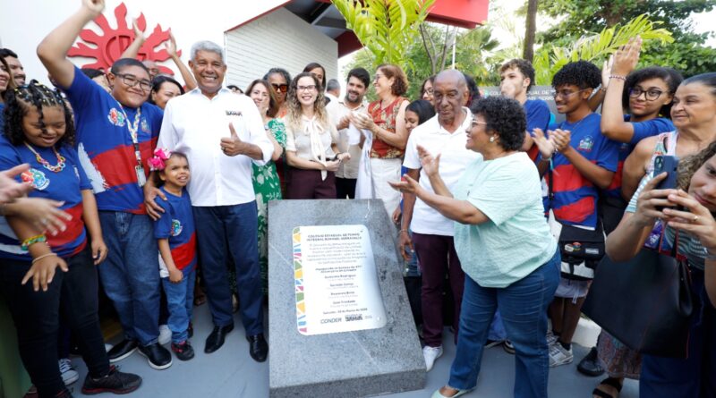 Governo do Estado amplia oferta de ensino integral na capital com modernização em tradicional colégio na Pituba