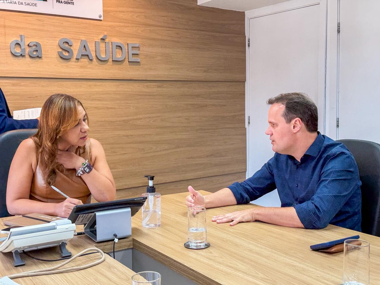 Júlio Pinheiro se reúne com secretária da Saúde para levar mais investimentos para a Bahia: “Estamos desafiados a nos superar“