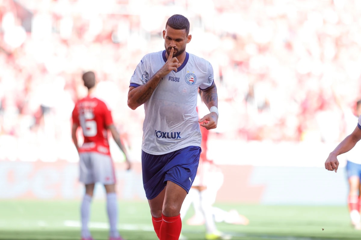 Bahia bate o Inter no Beira-Rio, mantém invencibilidade e aprofunda crise colorada