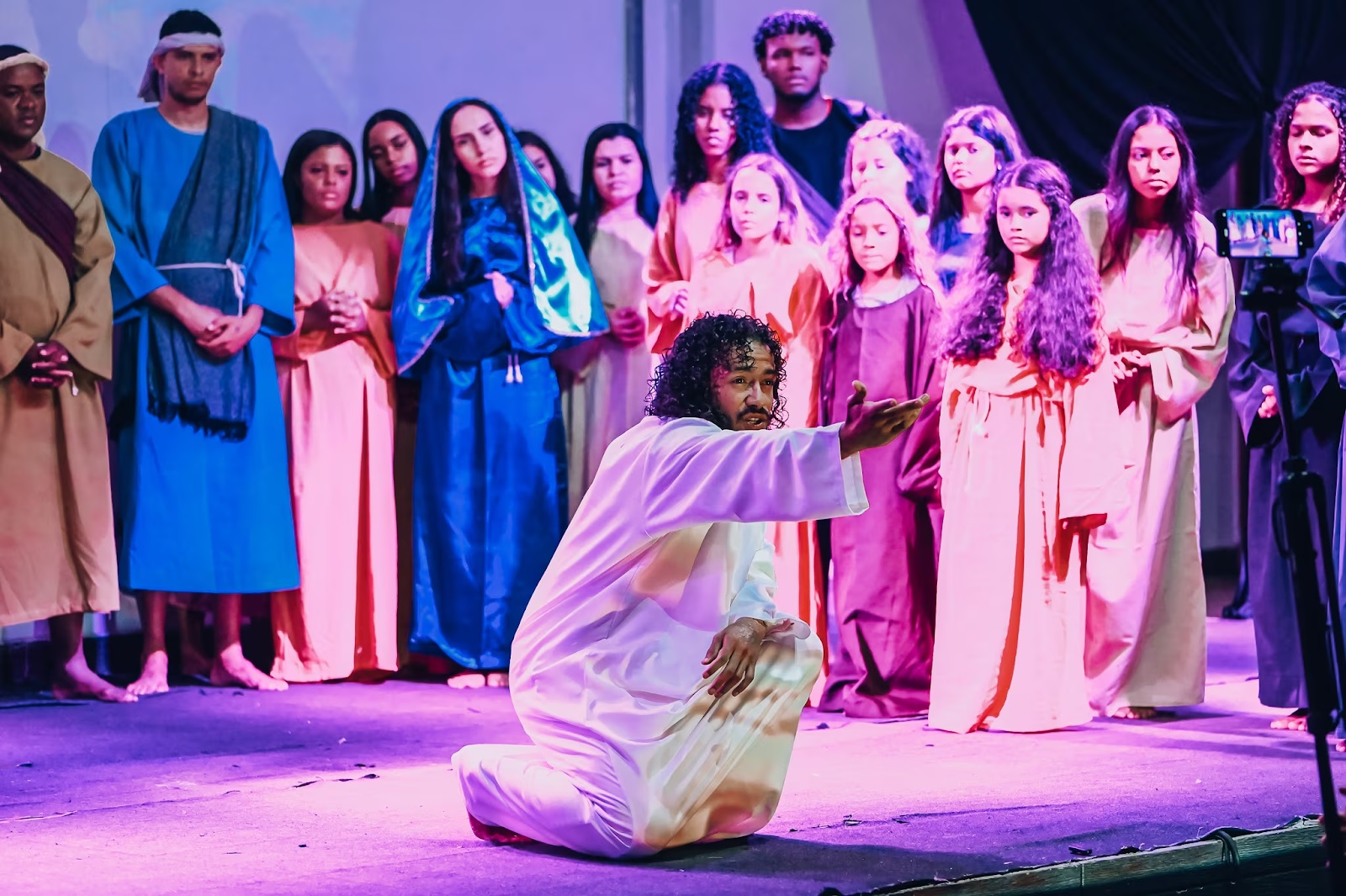 Com apoio da Jacobina Mineração Pan American Silver, “Paixão de Cristo – Arte, Fé e Formação” tem apresentação gratuita na Praça Rio Branco