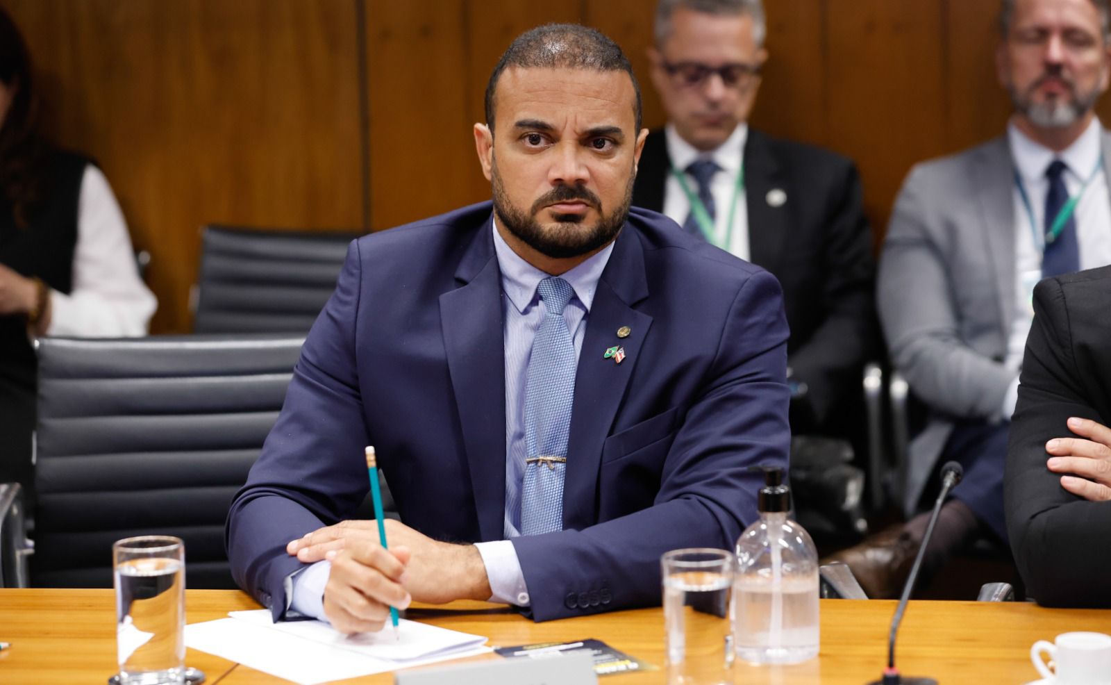 Abril Laranja: Capitão Alden intensifica atuação em defesa dos pets