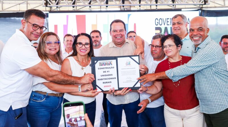 Entregas simultâneas do Governo da Bahia em Araci ampliam mobilidade, conectividade, acesso à água e apoio à produção rural