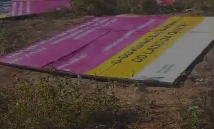 Secretário denuncia atos de vandalismo em placas de obras realizadas pelo Governo do Estado